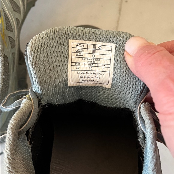 La Sportivan Akyra Woman GTX Trail Running Shoes Sz 10 EU 42 - Picture 5 of 9